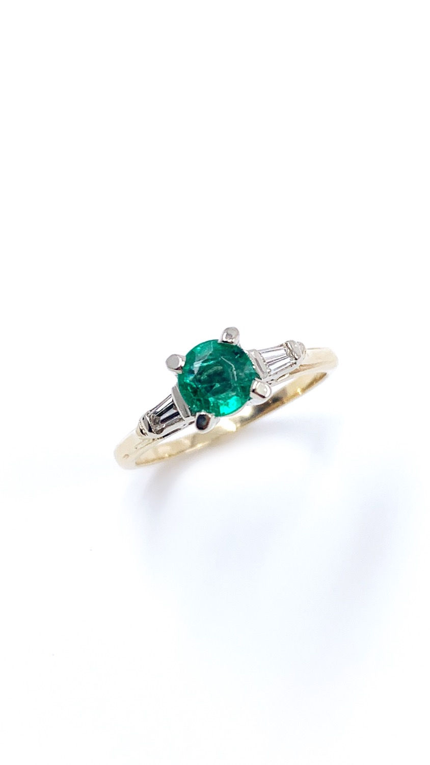 Thumbnail: Diamond Emerald Yellow Gold Ring 