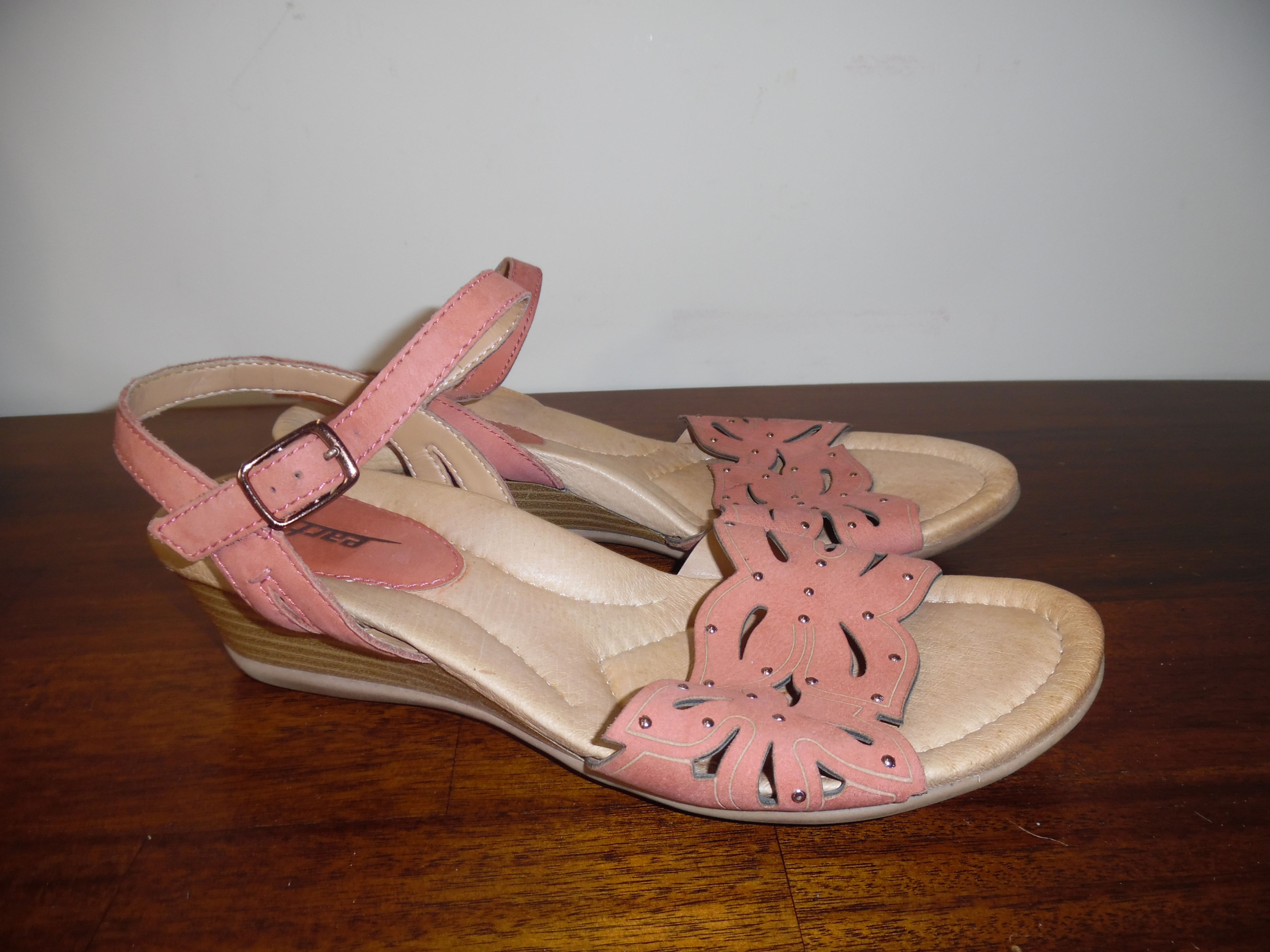 Earth Leather Sandals