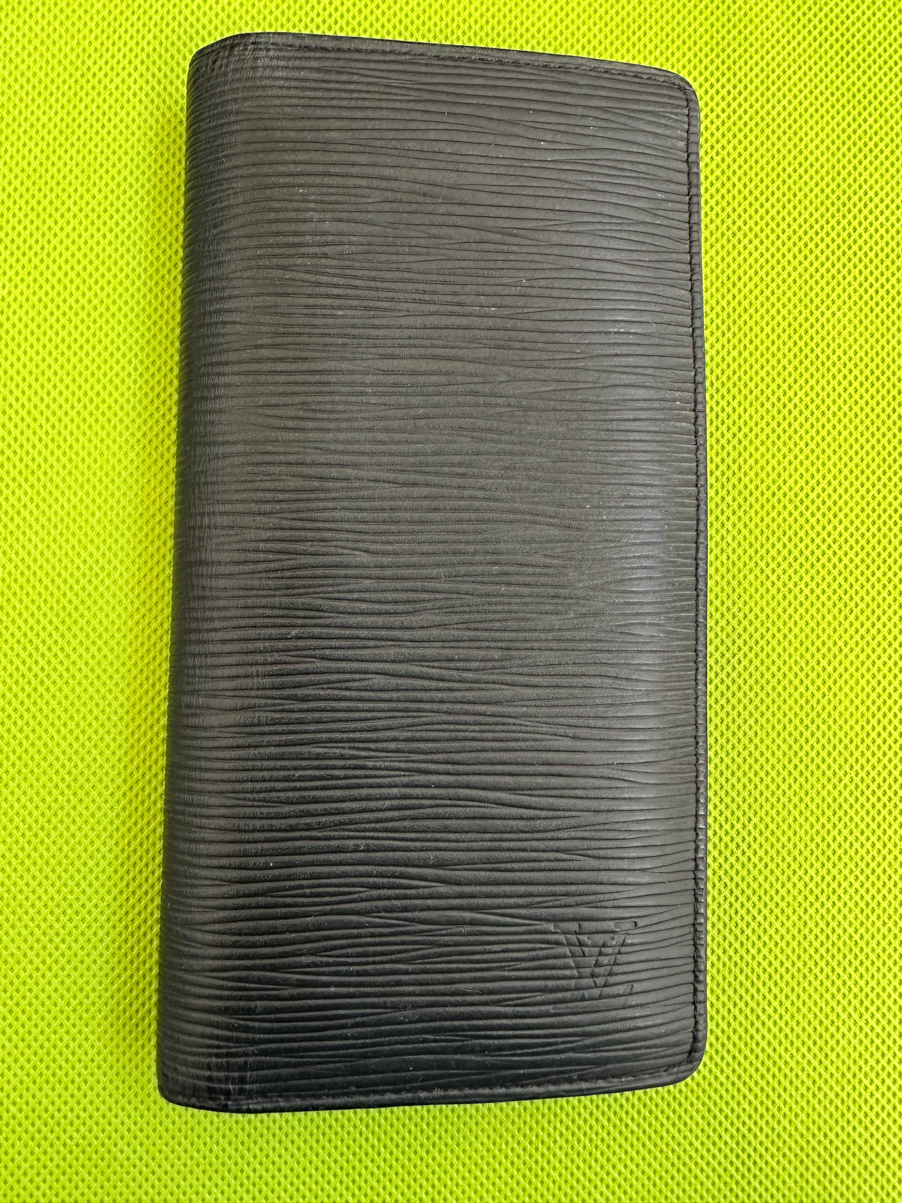 Louis Vuitton Epi Brazza Wallet