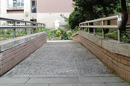 DSC09517-2.jpg