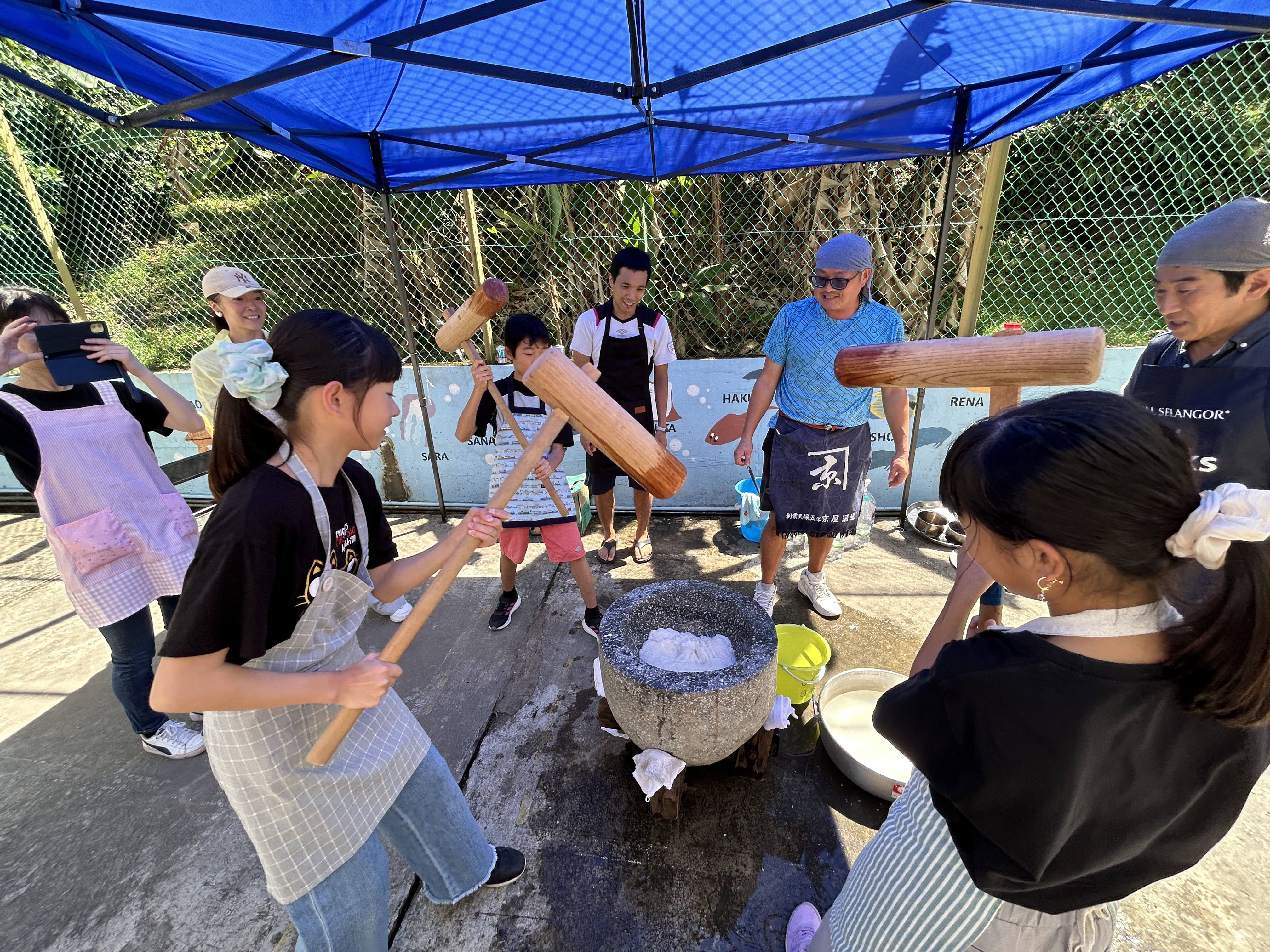 日本人会主催 もちつき大会