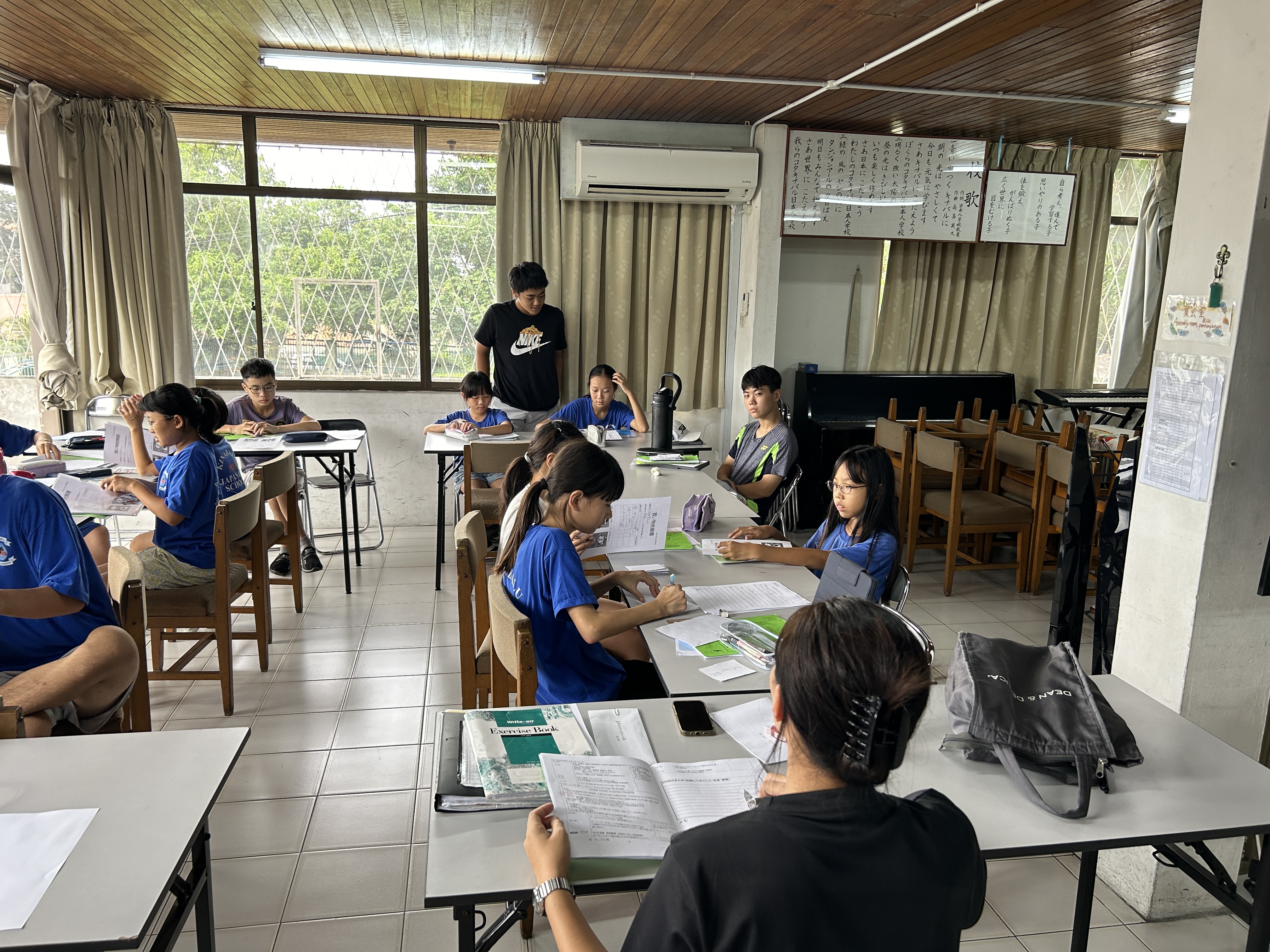 いよいよ明日は修学旅行！低学年も校外学習へ行きます！