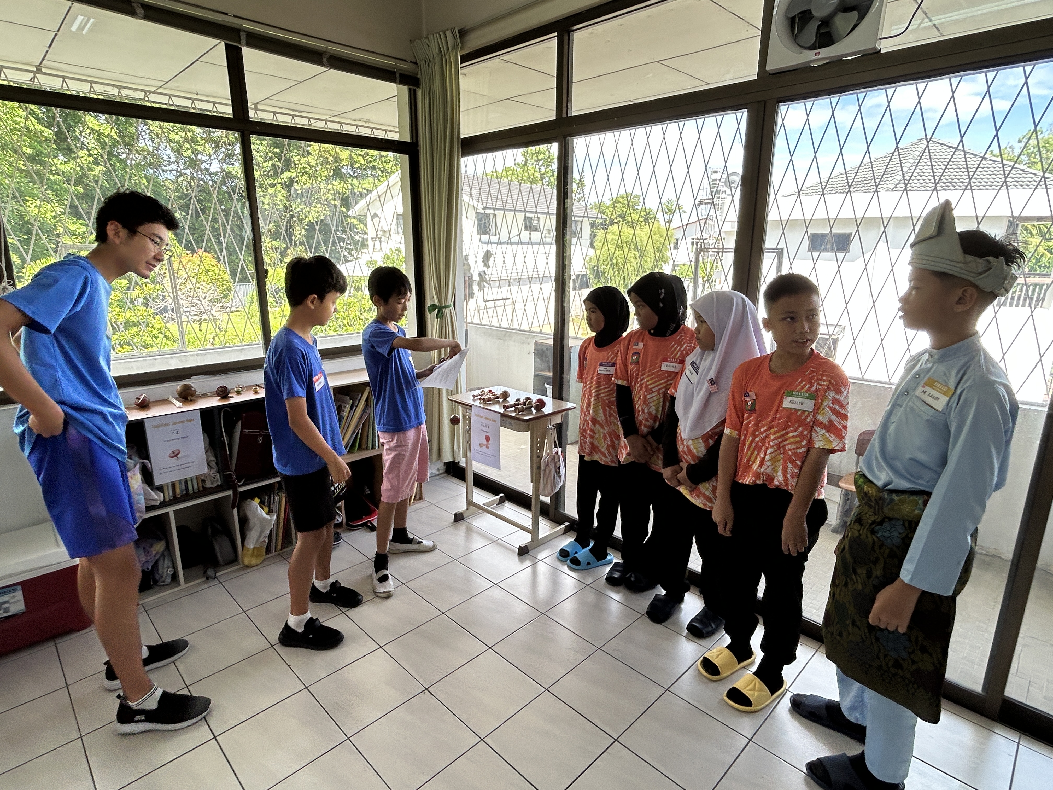 現地校交流第二弾~SKKT訪問、笑顔は共通言語~