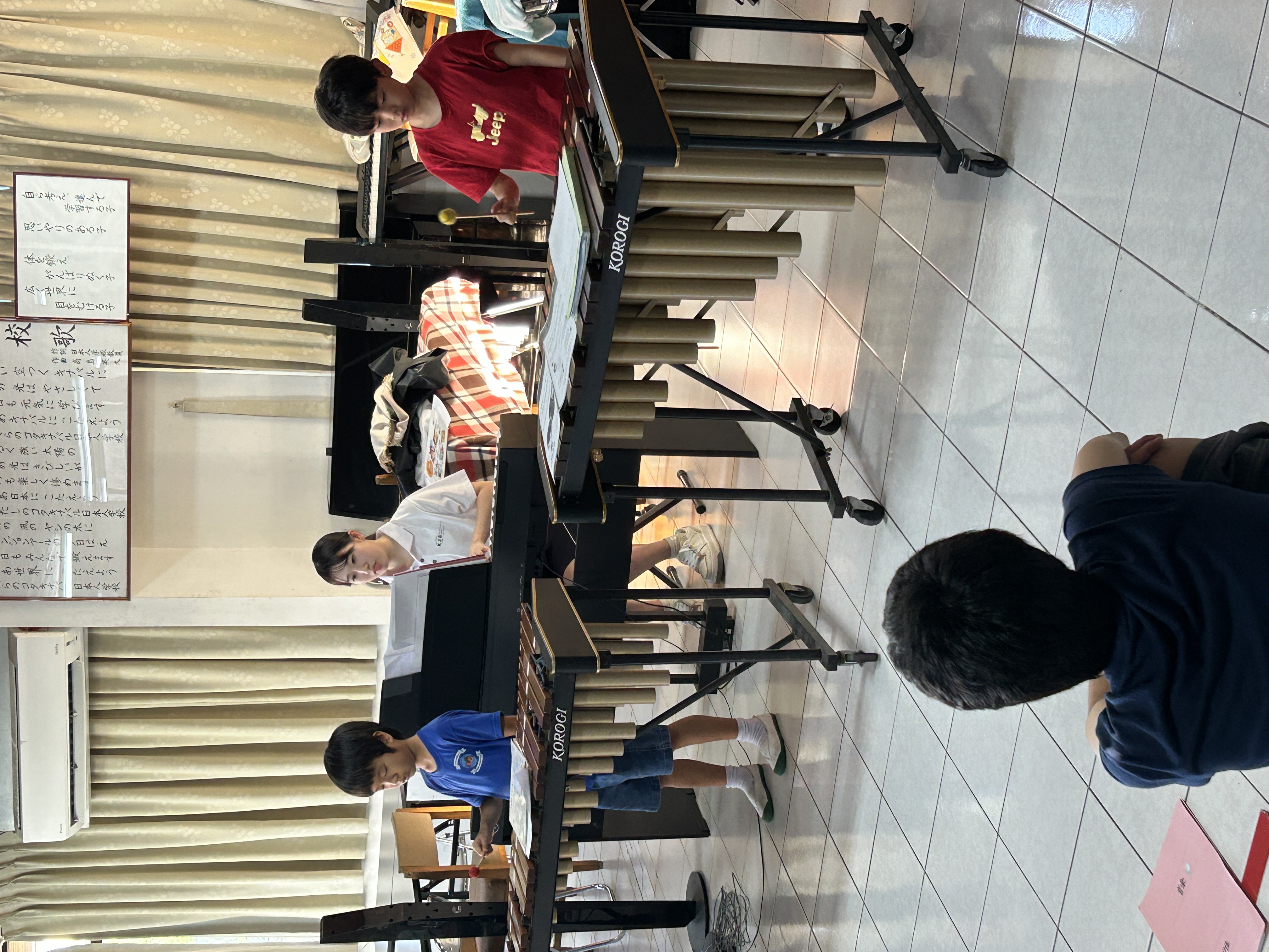 音楽朝会～２年生＆４年生～