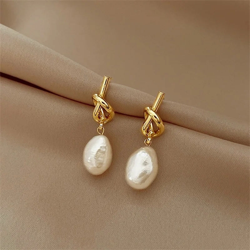 Gold Knot & Pearl Drop Earrings | Liyvora
