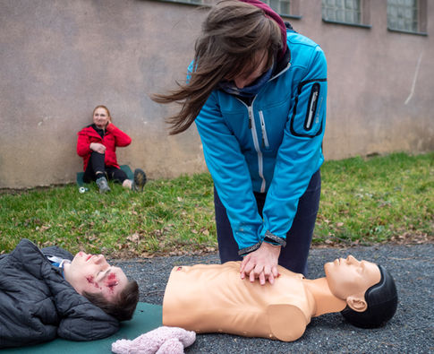 resuscitace na kurzu 1. pomoci opravdovým zážitkem PrPom Praha