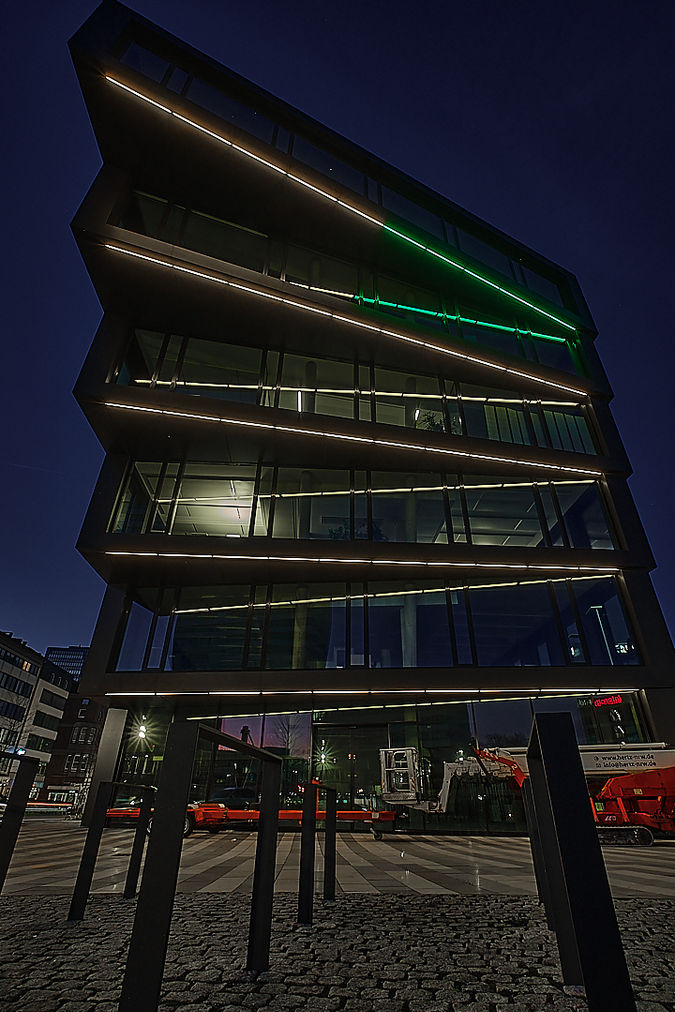 XT043553.jpg
