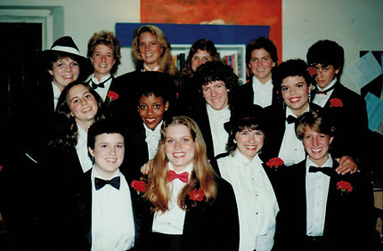 Tuxes%20smiling.jpg