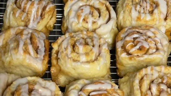 GF Cinnamon rolls