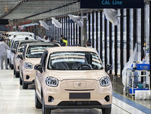 Vehículos de nueva energía alcanzan récord del 65,1% de las ventas de automóviles en China