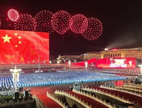 Ingresos turísticos de China durante vacaciones por el Día Nacional llegan a los 100.000 millones de
