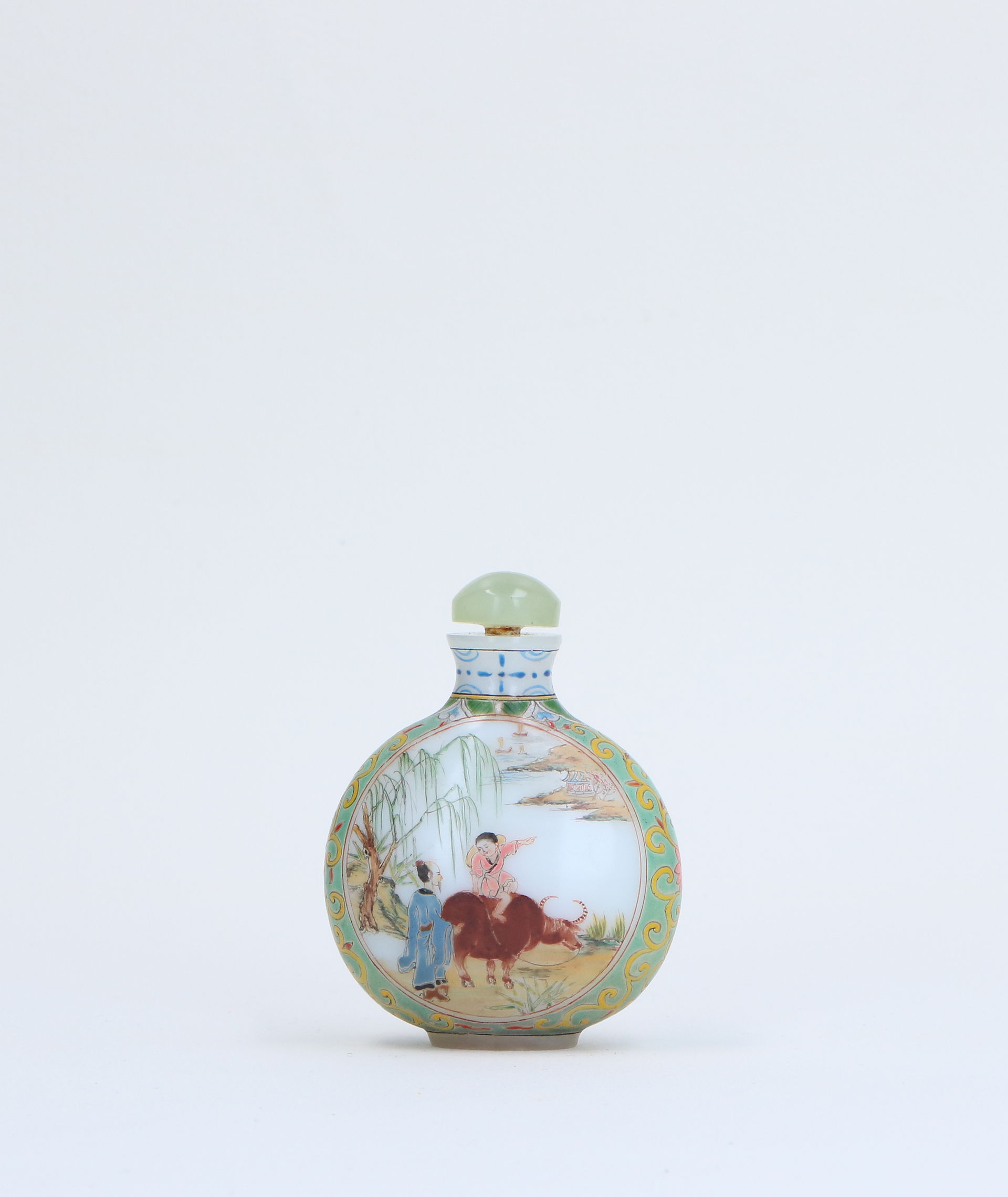 Snuffbottle emaille canton stijl