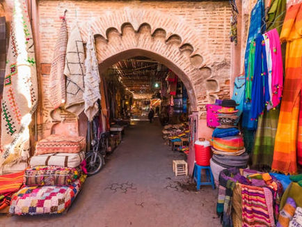 Colorful Souks on Morocco Tour 