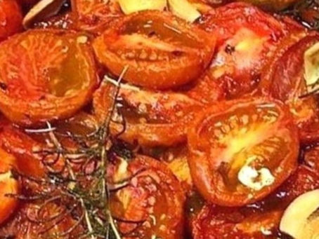 Gosta de tomate? É uma receita de tomates confit.