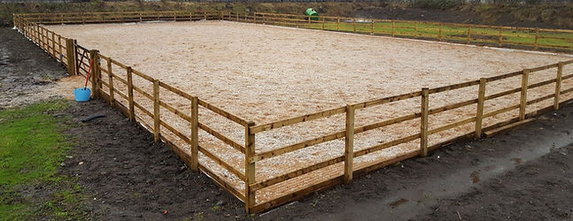 equestrian arena fence_.jpg