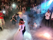Mariages à Paris : Les Styles de Musique  Préférés des Couples et des DJ | Playlist mariage 2024