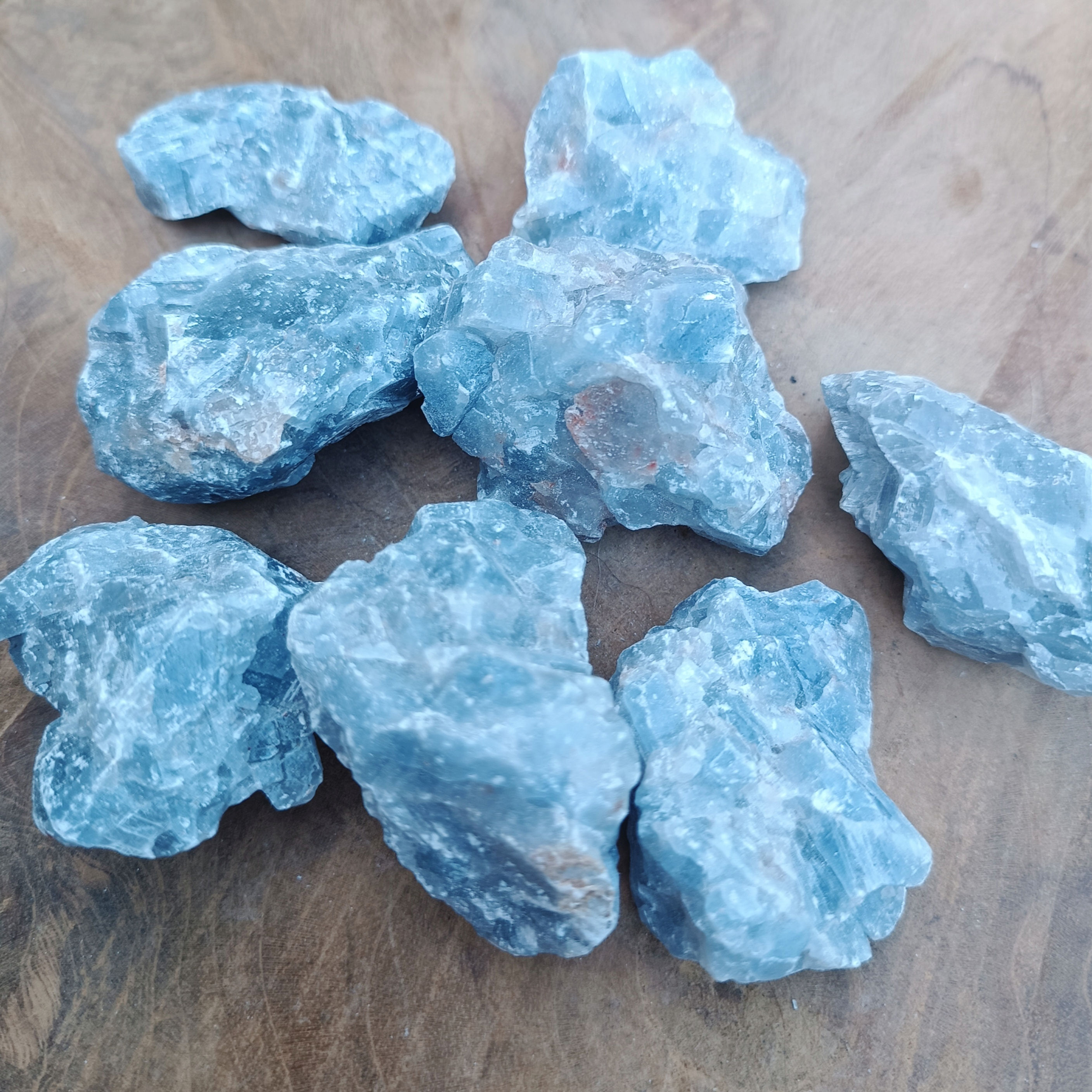 Pierre Brute Calcite Bleue