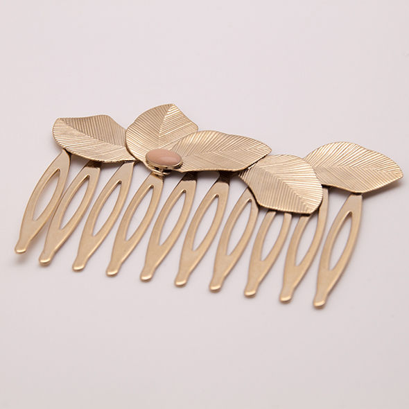 Thumbnail: Sycamore comb