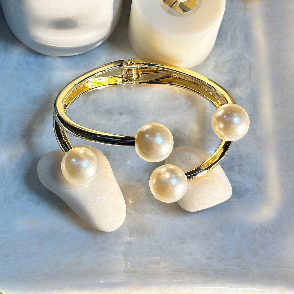 Thumbnail: GOLDEN PEARL BRACELET CUFF