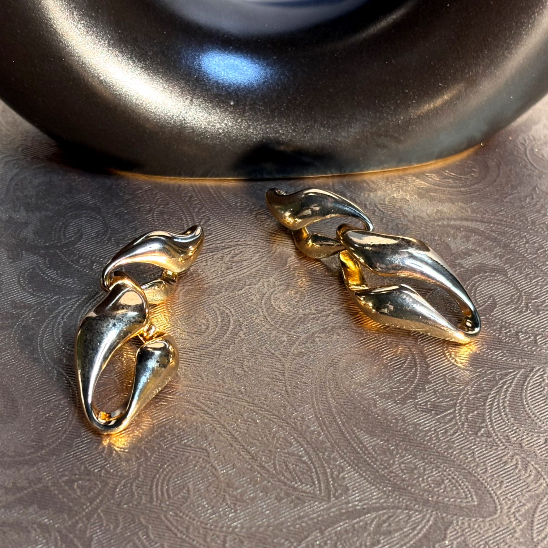 ABSTRACT  CHAIN LINE DROP GOLDEN EARRINGS