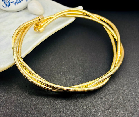GOLDEN CHOKER OVERLAP NECKLACE