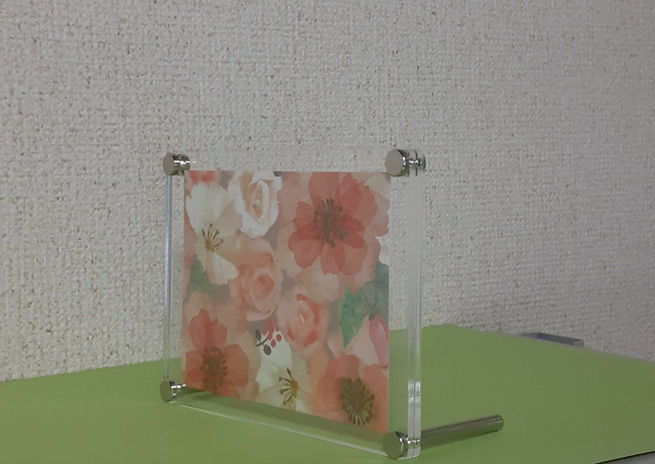 フォトスタンドB.4よこ.jpg