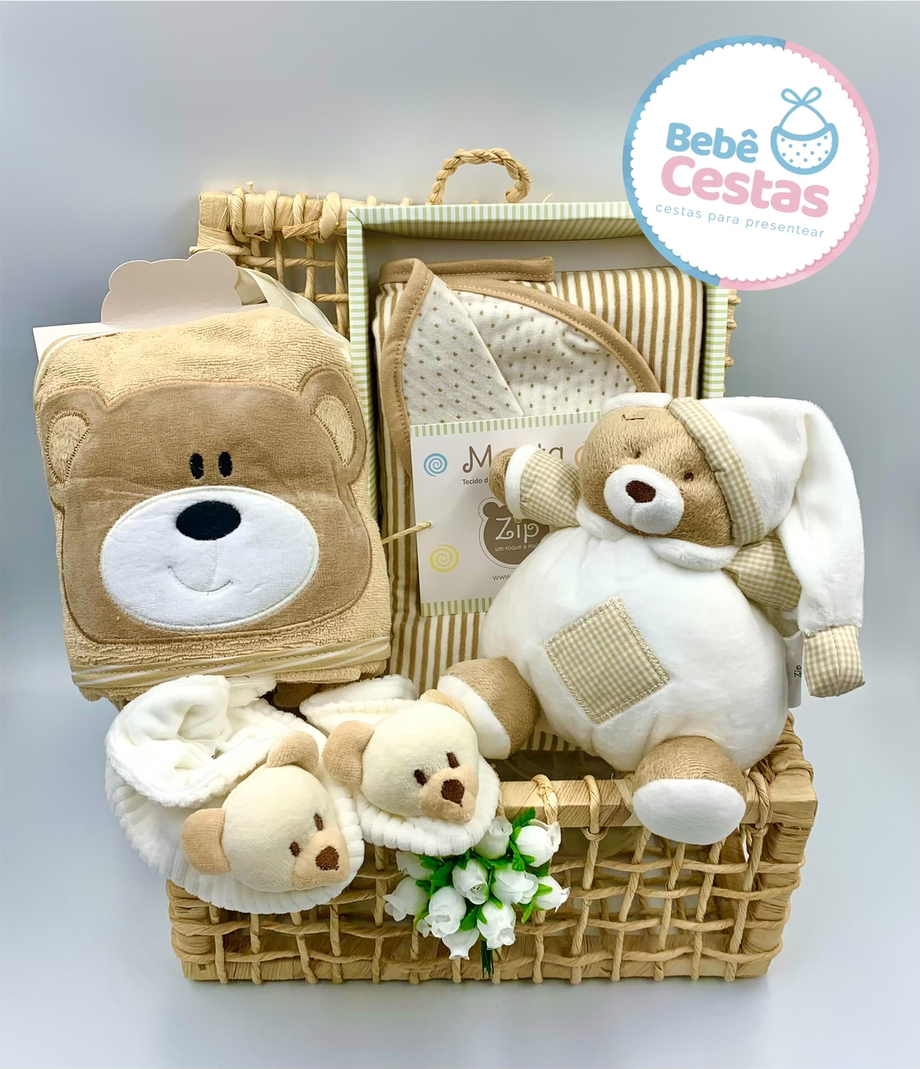 Cesta com Toalha, Manta, Ursinho e mais itens!