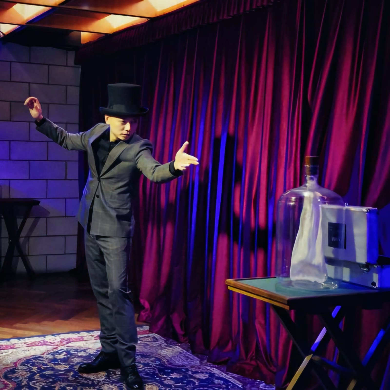 魔術舞台表演
