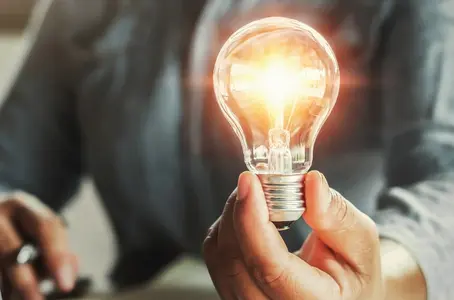 Vam utripa žarnica? Poglejte kje se skriva problem!