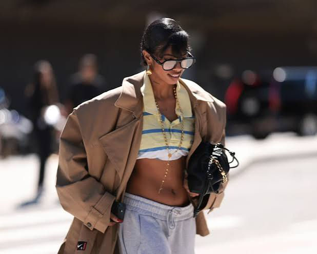 Launching a US based Athleisure brand