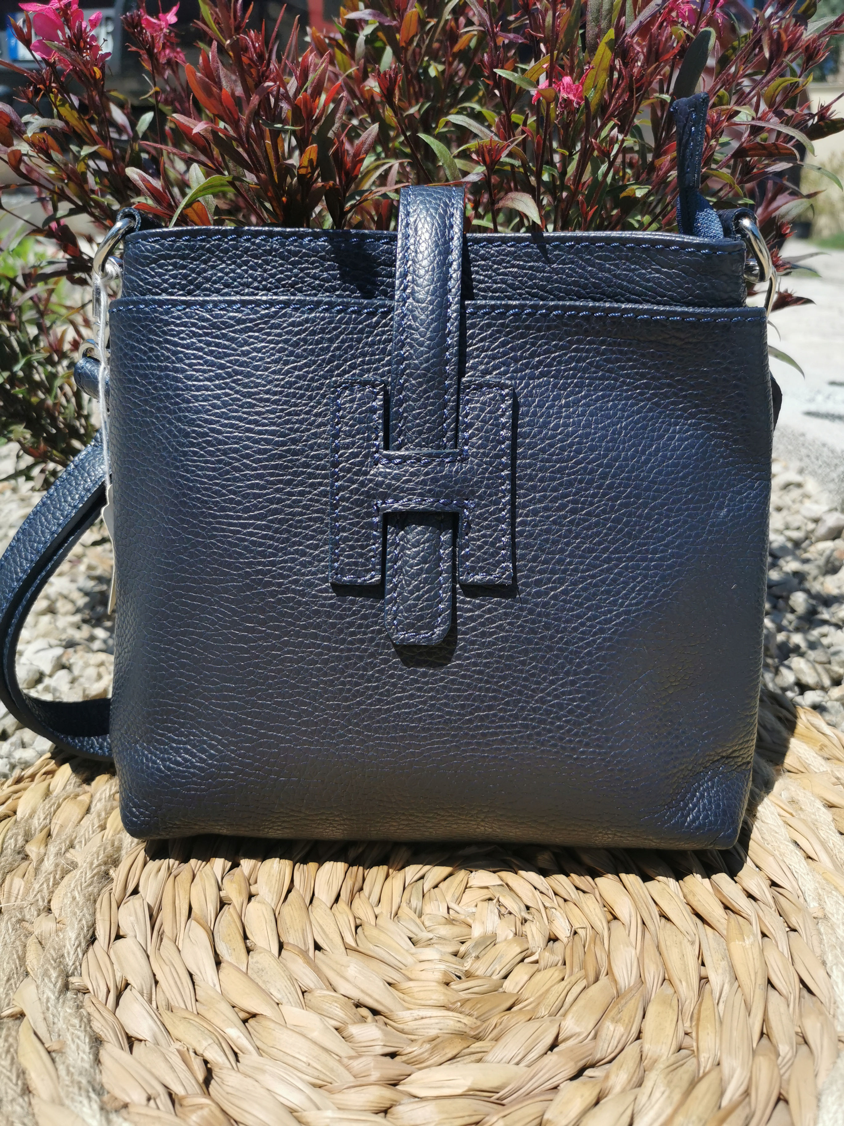 Sac en cuir carré H bleu foncé