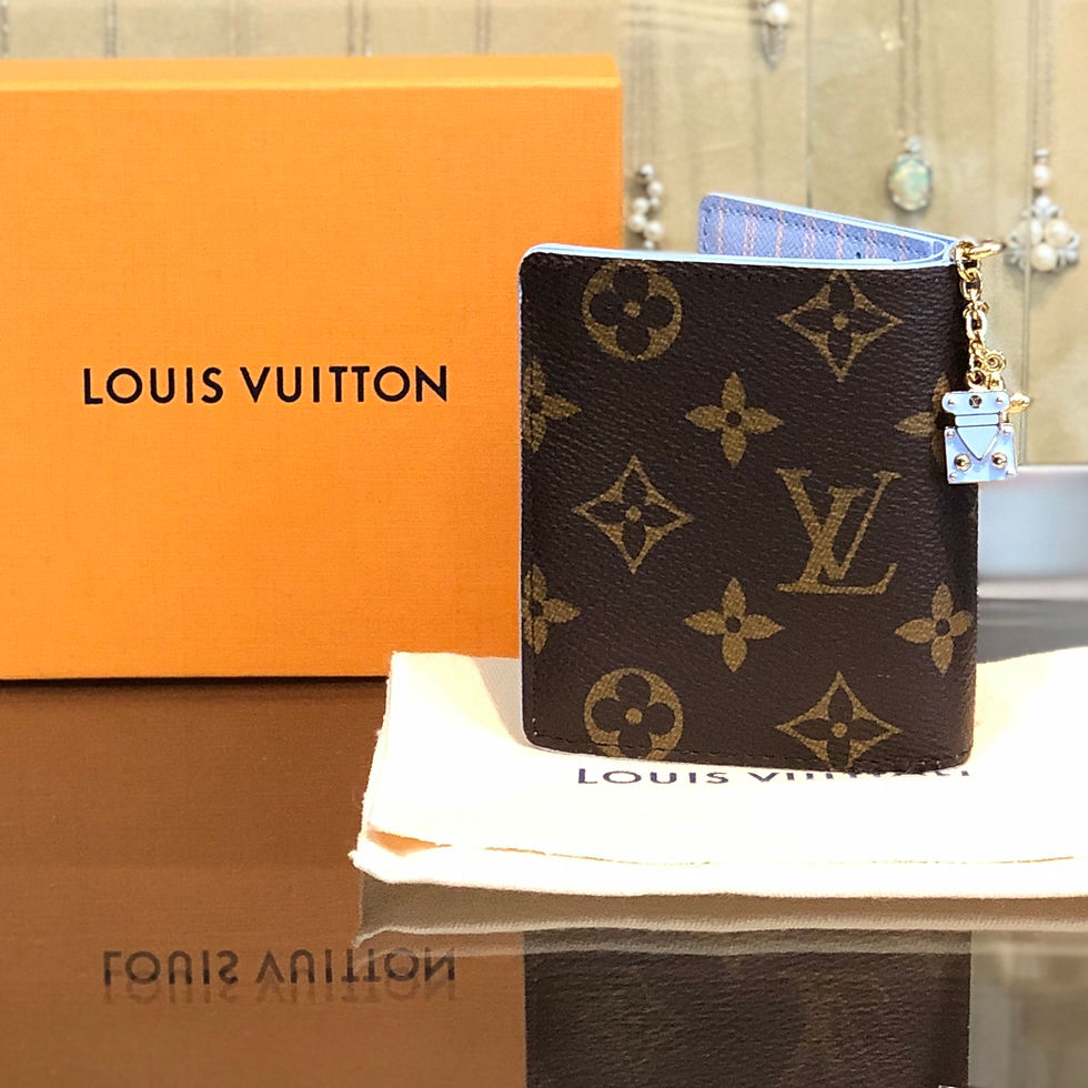 LOUISVUITTONポケットウォレット・LVチャームM29790ブルーアイリス未使用品お買取りいたしました！！