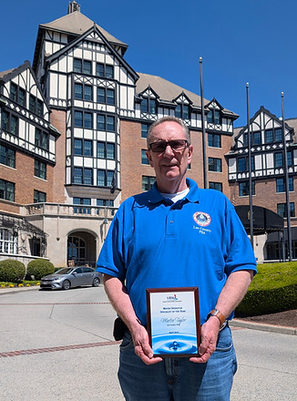 Marty Taylor holds VRWA Award