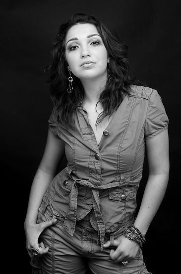 maria, dluz, dulce, gonzalez, singer, songwriter, pianist, musician, mcallen, rio grande valley, performer, Houston, Texas