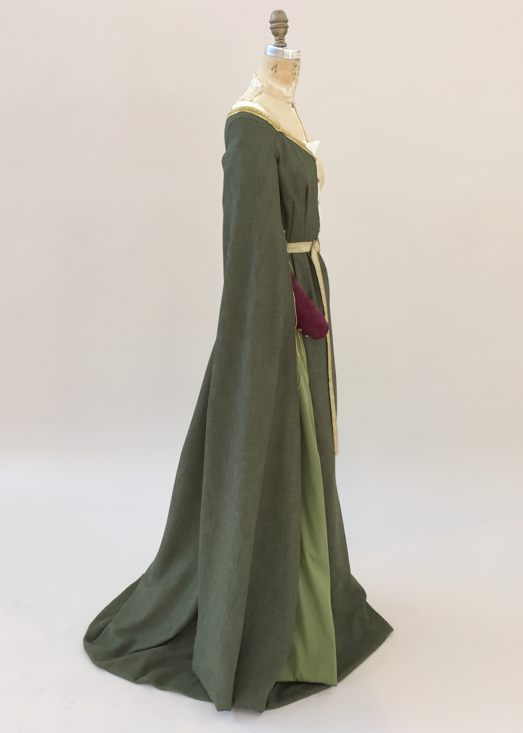 15th Cen. - Early Renaissance Female