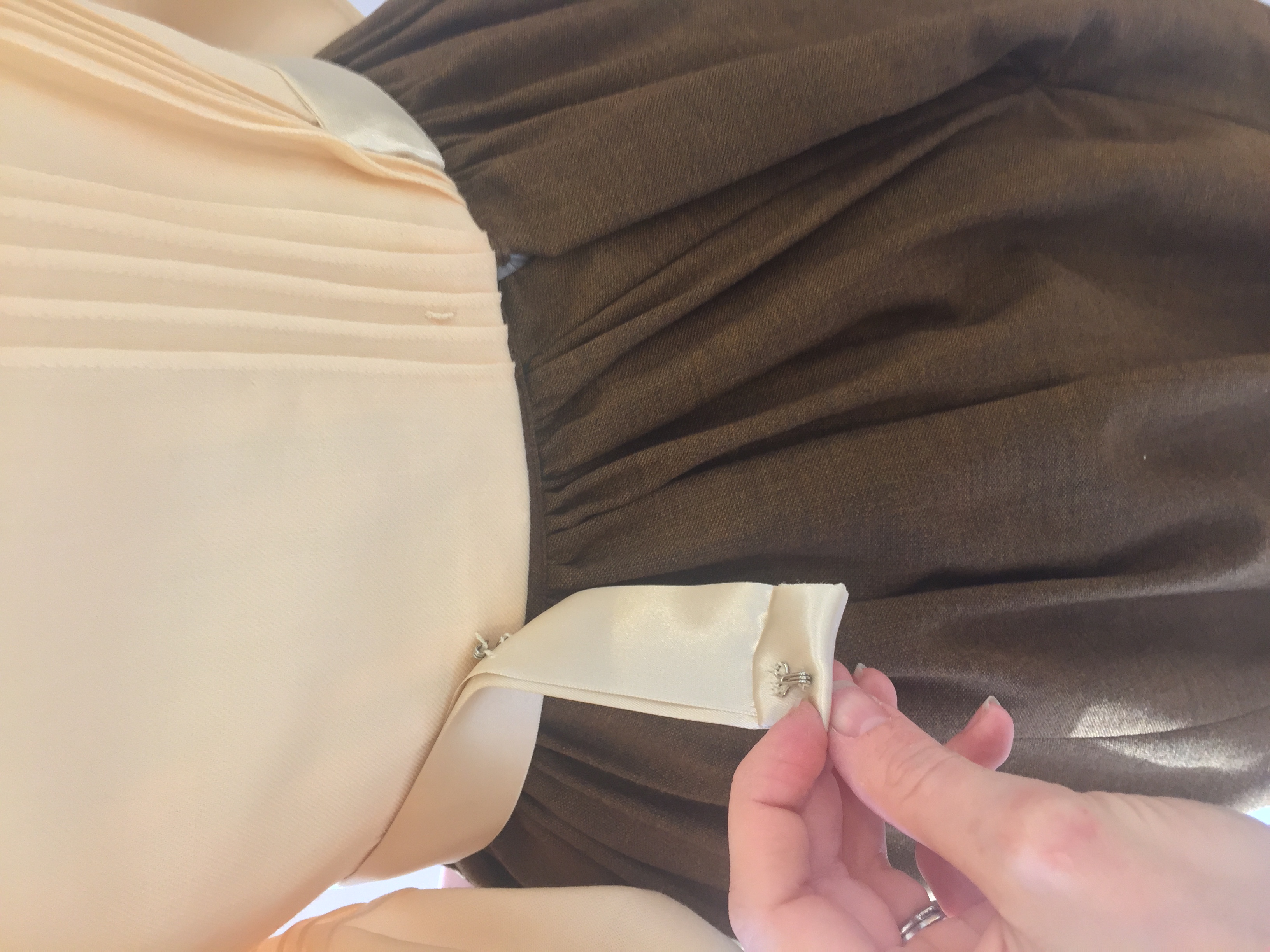 Ribbon Belt Attaches with Thread Bar
