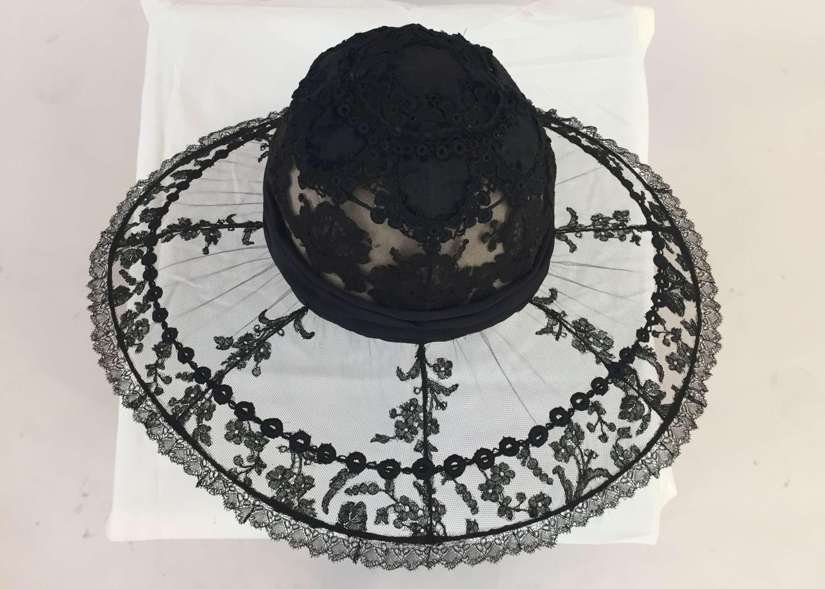 Wire Frame Hat