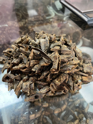 沉香木片10g | Yufeng Co