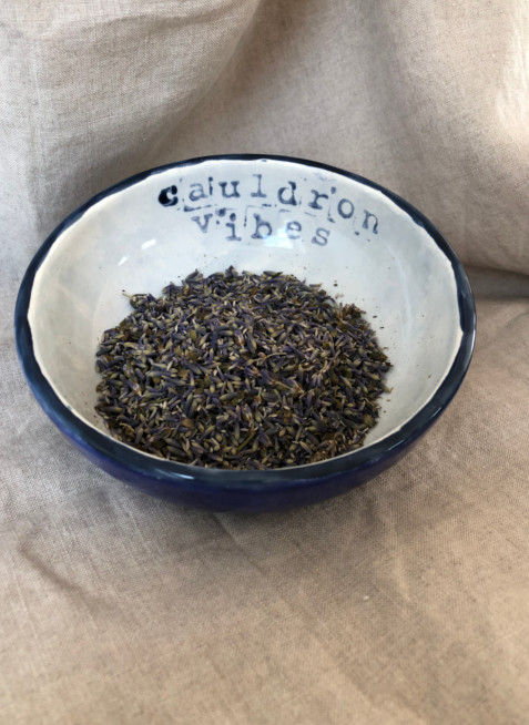 Lavendel in einer Schale