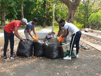 Mauritius-Cleaning campaign by Young Adults!