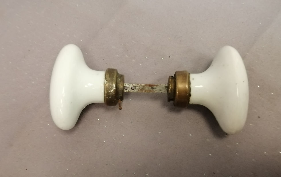 Miniature : 2 poignées de porte en porcelaine