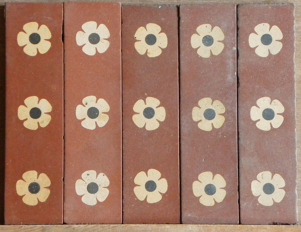 Five finger tiles with florets