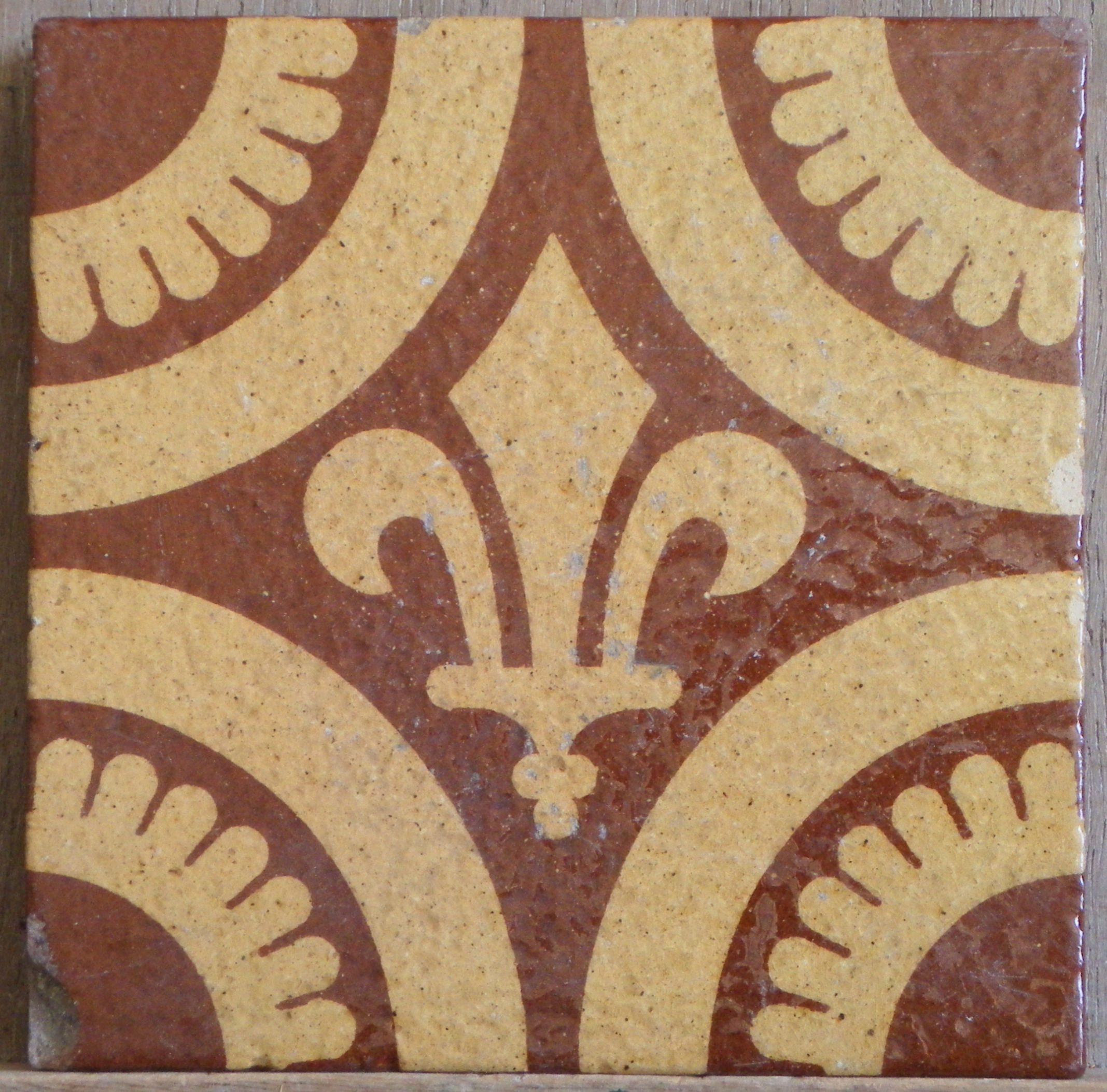 Fleur de lys and sunflowers