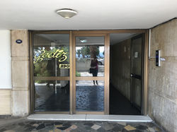Apartman Girişi