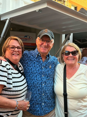 Mᵐᵉ Nicole Roussel, le comédien M. Michel Barrette et Mᵐᵉ Julie Ross