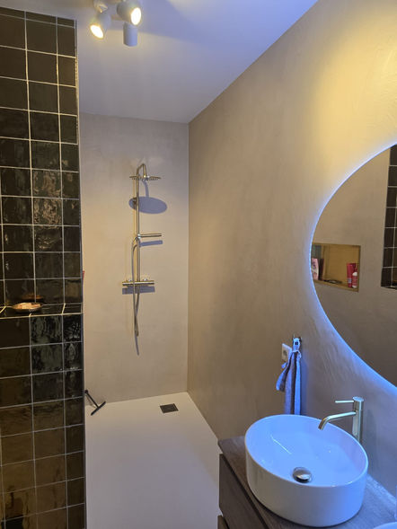 Foto van doucheruimte met beal mortex