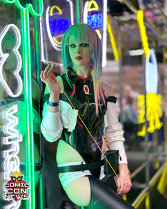 Cyberpunk Edgerunners Lucy cos at LFCC 2023