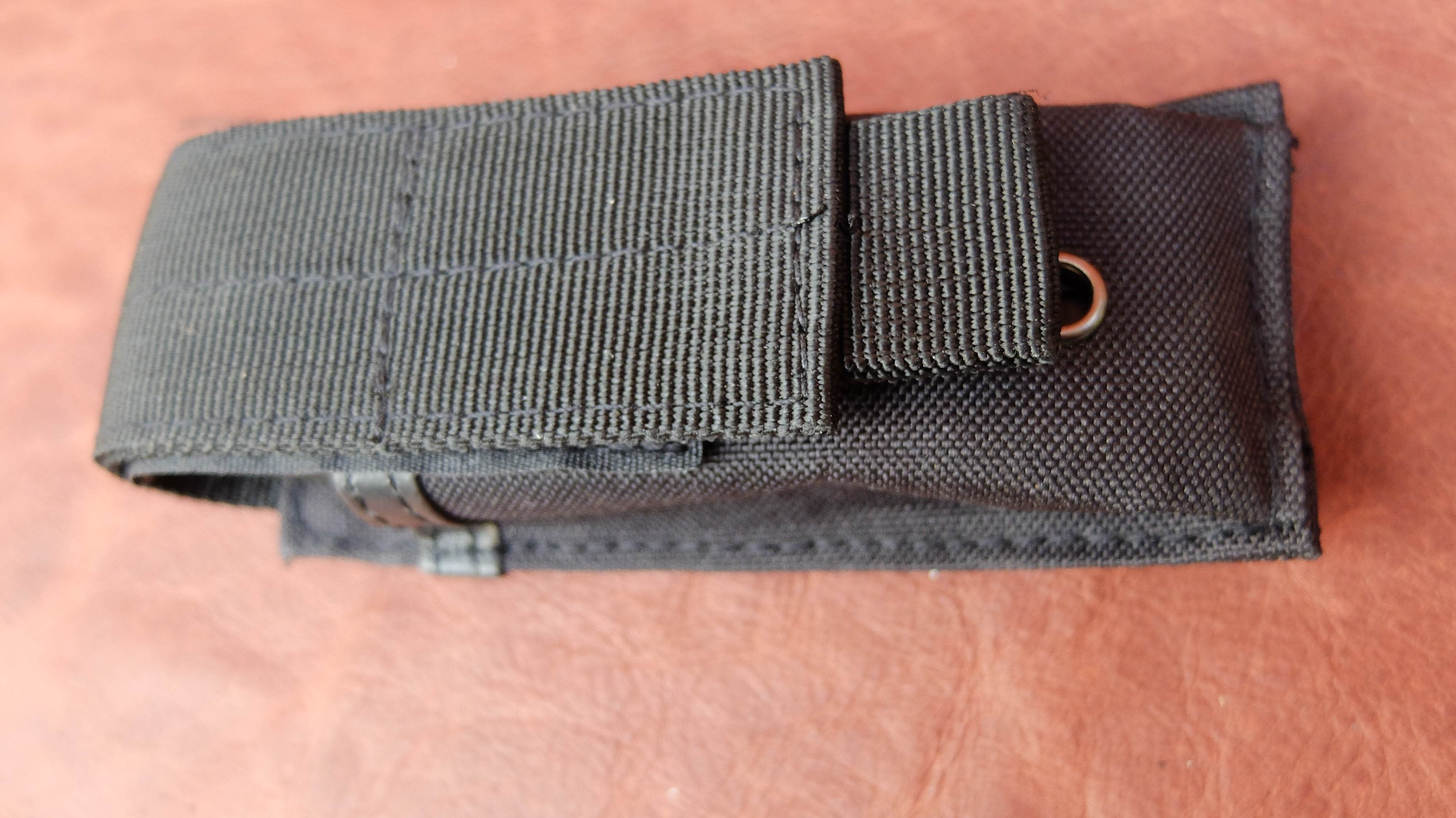 Black cordura sheath fodero