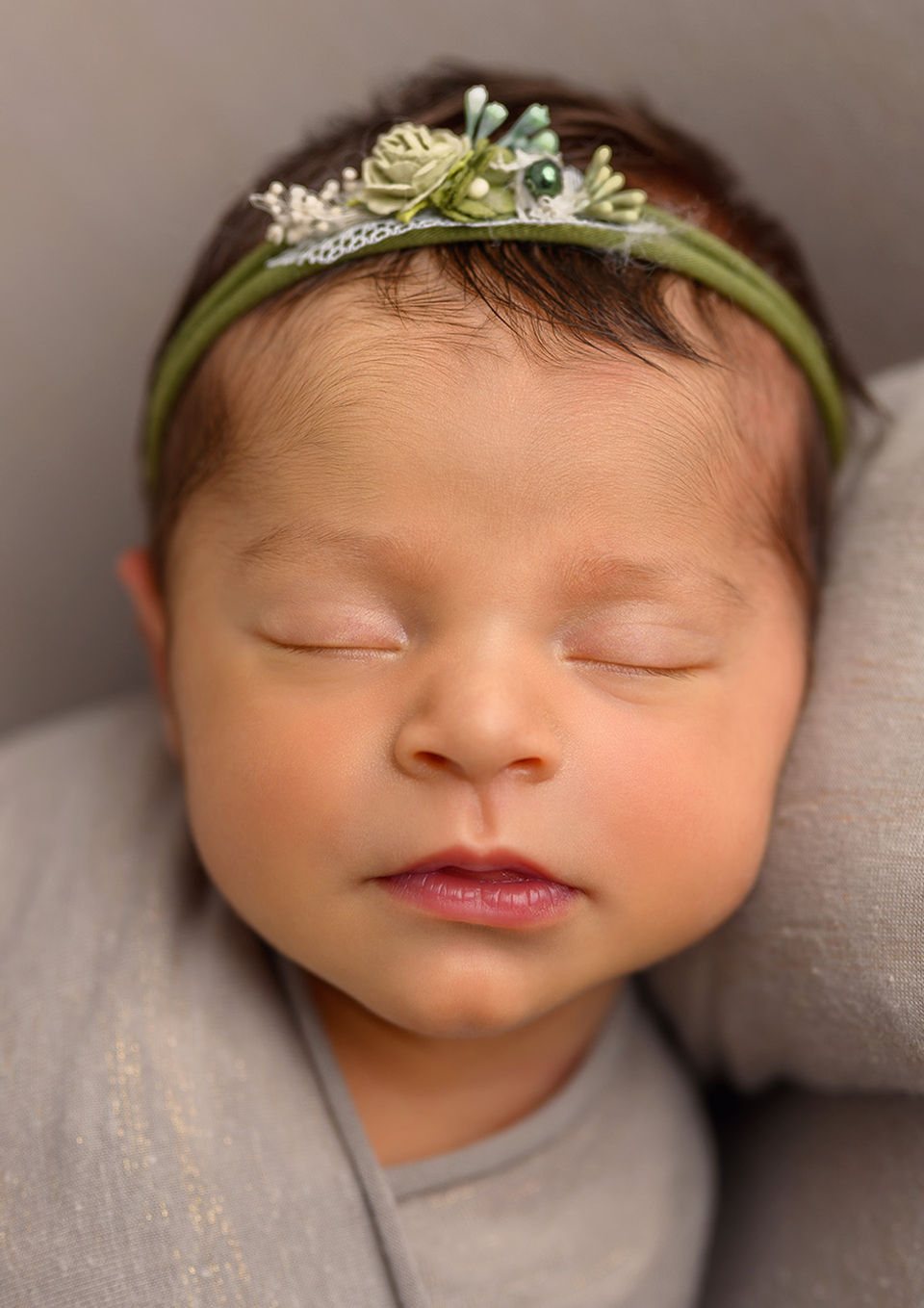 Gros plan visage de bébé - Ohana Photographie by Virginie - Photographe bébé et naissance entre Montpellier et Nîmes