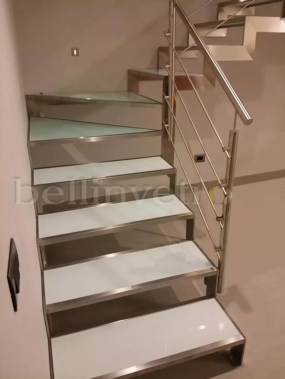 scale-in-vetro-stratificato-bellinvetro (6)